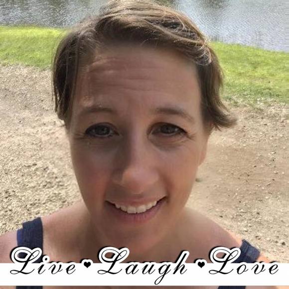 Meet your Posher, Jaimelyn - Picture 1 of 1